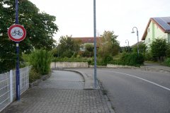 Blankenloch bei Karlsruhe, Zugang zur Bahnstation