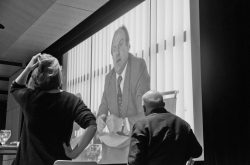 Über Heinrich Böll, ein Gespräch zwischen Dr. Miriam Halwani (Ludwig Museum Köln) und dem Filmemacher Volker Schlöndorff zur Ausstellung `Humane Fotografie`