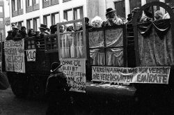 11.02.1991 Köln: Alternativer Rosenmontagszug "Net scheeße – bütze"