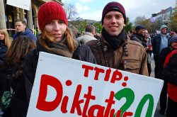 Demonstation gegen TTIP in Hannover am Voraband des Besuchs des US-Präsidenten Obama anlaesslich der Hannovermesse