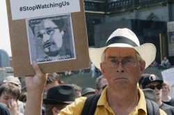 Protest gegen toatale Überwachung durch Prism etc.
Solidarität mit Edward Snowden