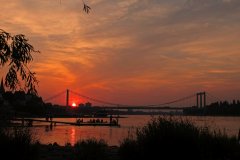Köln, Rodenkirchener Brücke an einem Sommerabend