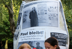 Zum 20. Todestag gedenkt der Freundeskreis Paul Wulf dem 1938 von den Nazis zwangssterilisierten und 1991 mit dem Bundesverdienstkreuz für seine antifaschistische Aufklärungsarbeit geehrten Paul Wulf mit Livemusik und Redebeiträgen.