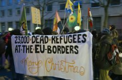 Demonstration zur Unterstützung Kobenes, gegen die Absichten der Innenministerkonferenz und fuer ein Bleiberecht von Asylsuchenden