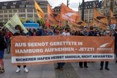 Transparent: Aus Seenot gerettete in Hamburg aufnehmen
