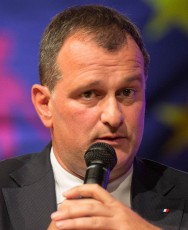 louis_aliot_2015_02_cropped_cropped